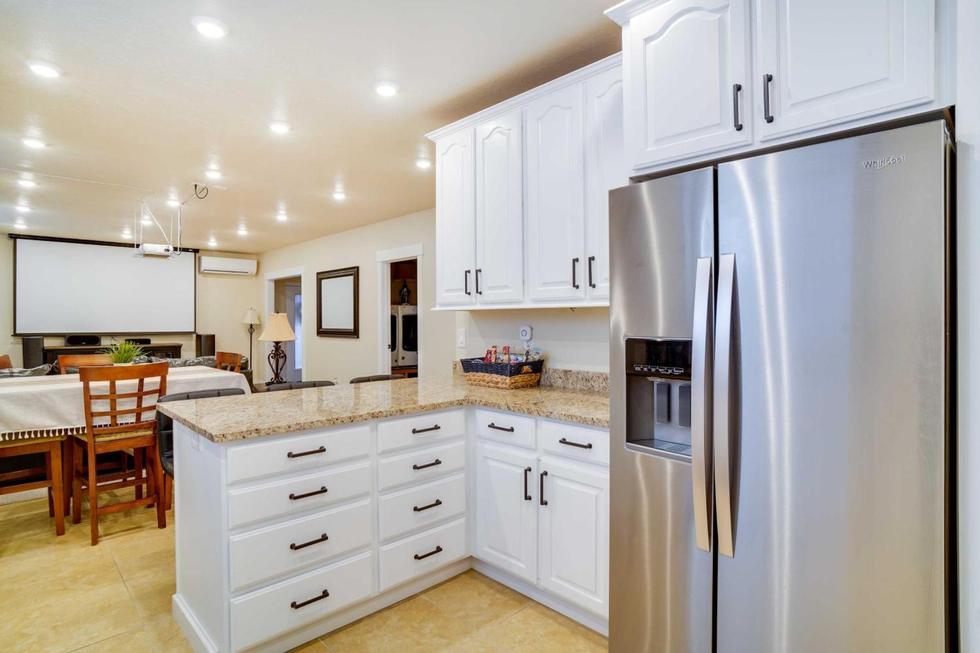 Contemporary Home With Grill Near Utah Lake! Saratoga Springs Экстерьер фото