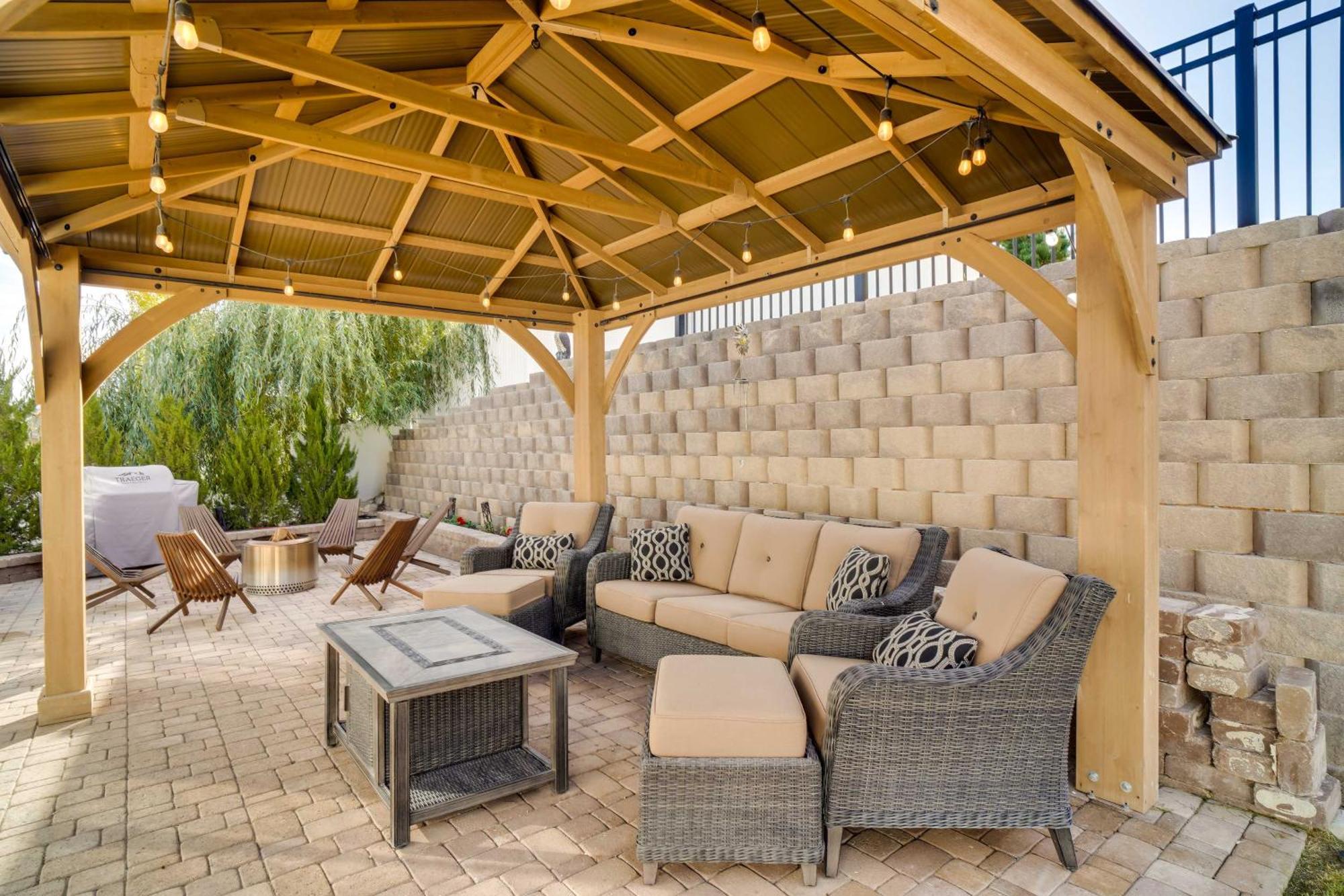 Contemporary Home With Grill Near Utah Lake! Saratoga Springs Экстерьер фото