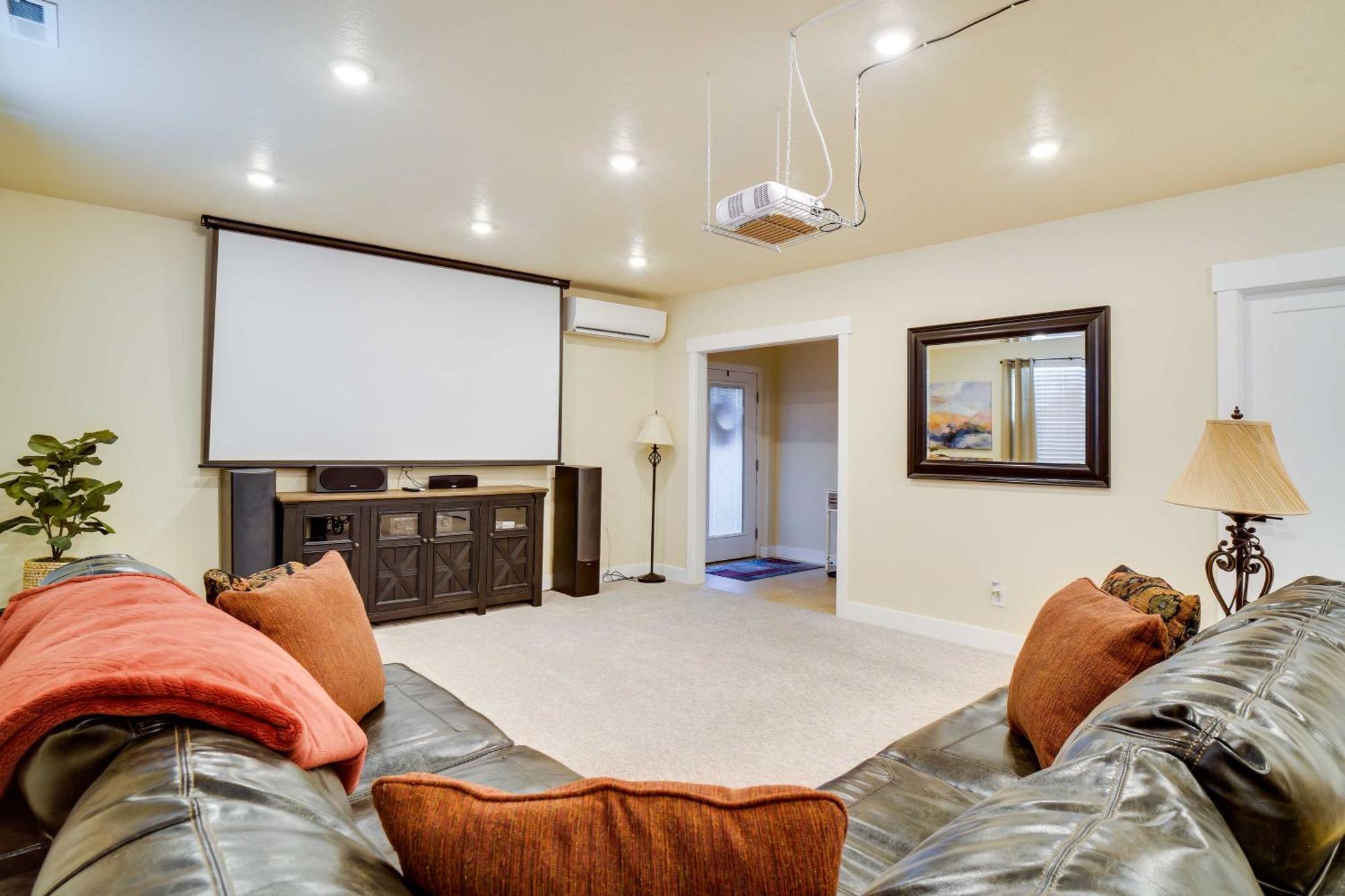 Contemporary Home With Grill Near Utah Lake! Saratoga Springs Экстерьер фото