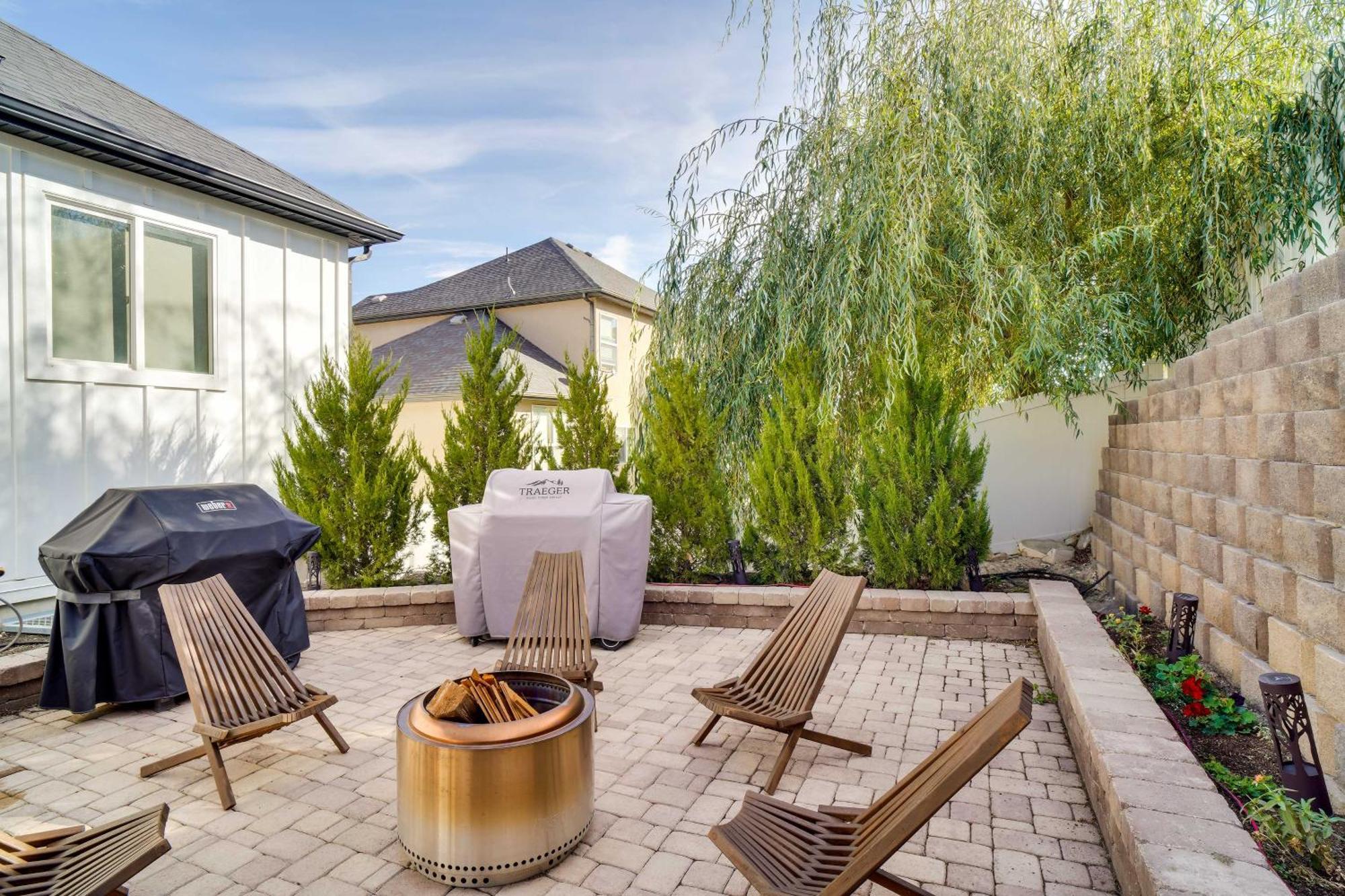 Contemporary Home With Grill Near Utah Lake! Saratoga Springs Экстерьер фото